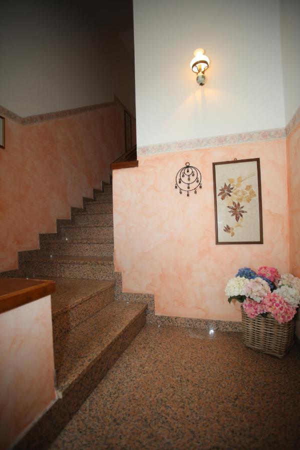 Le Ortensie Rooms Lovero Valtellino ภายนอก รูปภาพ