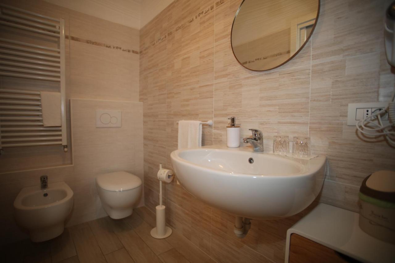 Le Ortensie Rooms Lovero Valtellino ภายนอก รูปภาพ